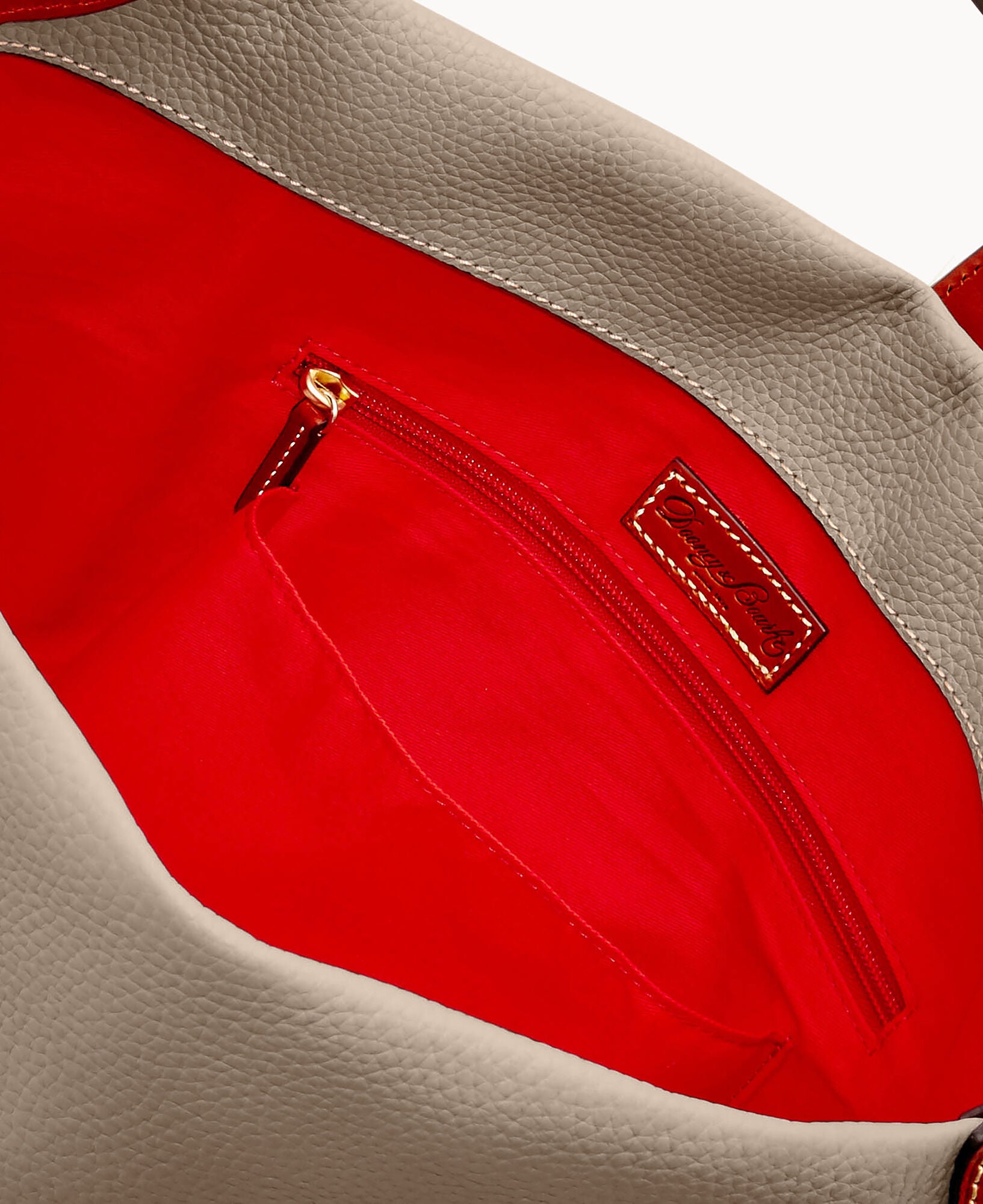 Pebble Grain Logo Lock Shoulder Bag - Image 24