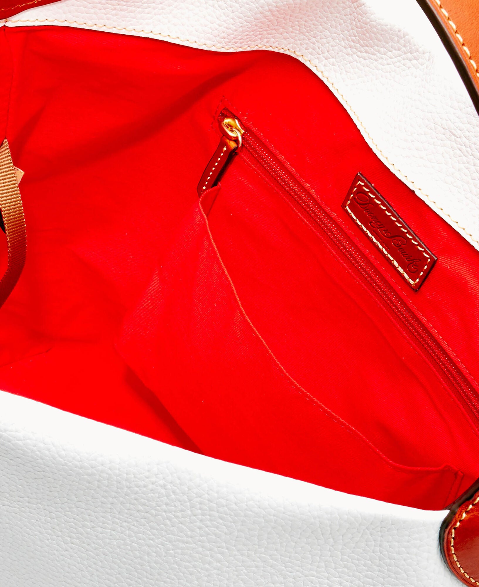 Pebble Grain Logo Lock Shoulder Bag - Image 3
