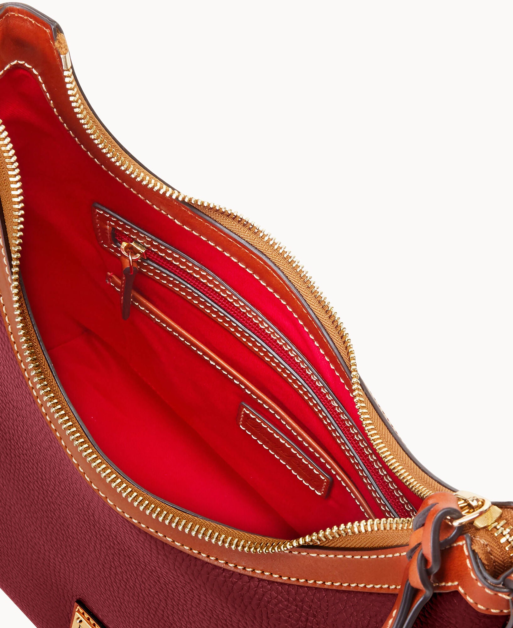 Pebble Grain Hobo - Image 3