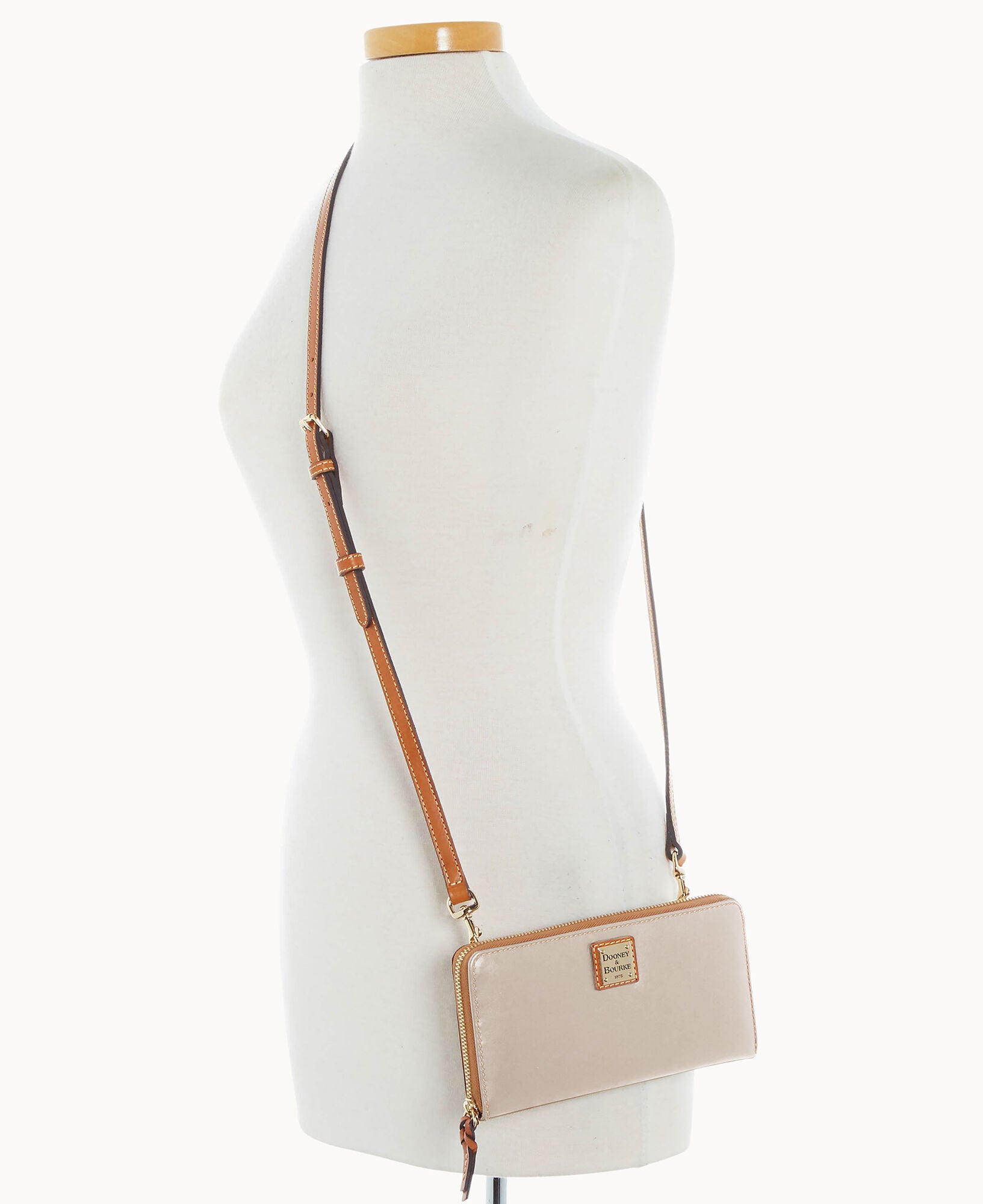 Wexford Leather Large Zip Around Wristlet Crossbody - Image 15