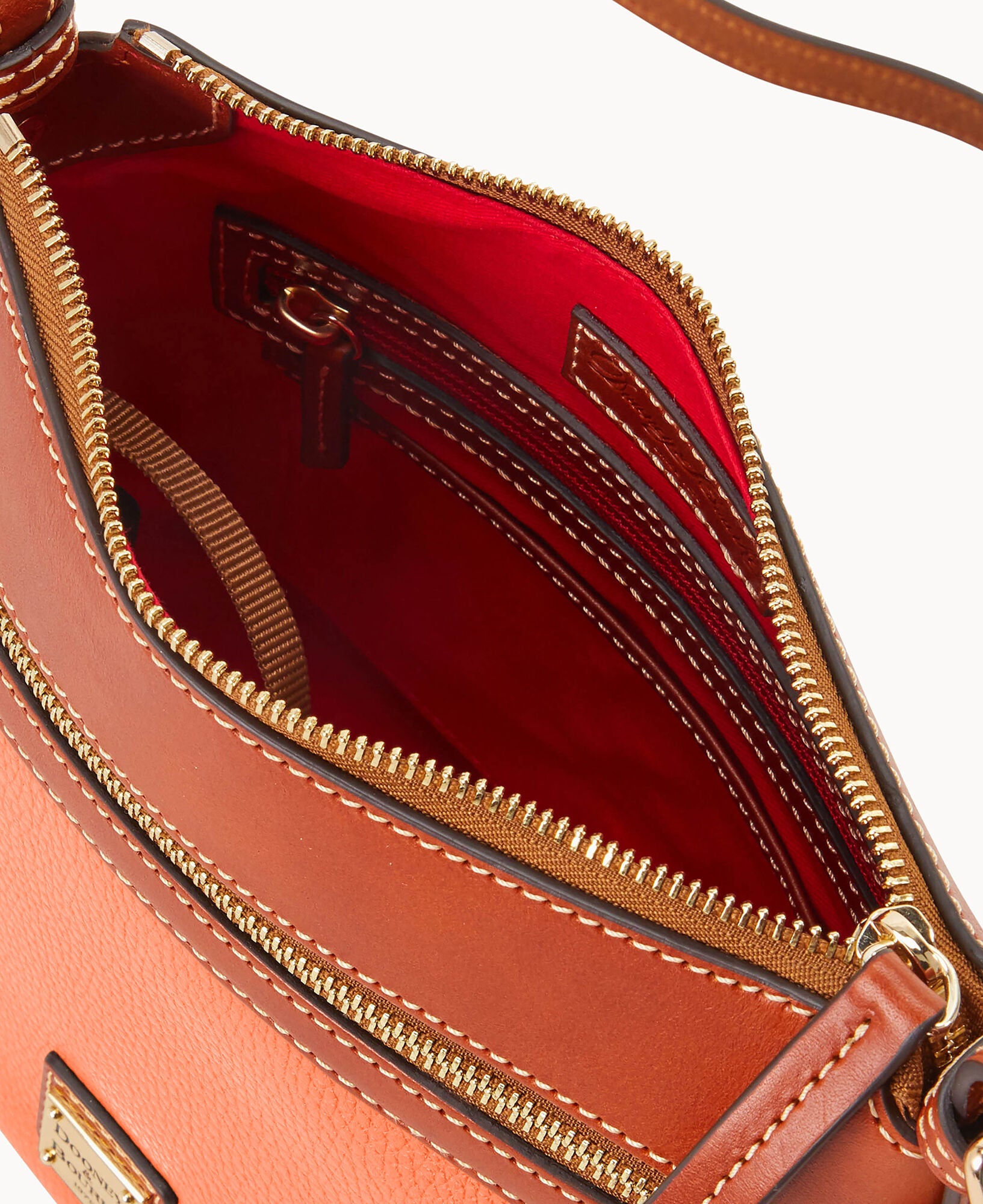 Pebble Grain Crossbody 25 - Image 3