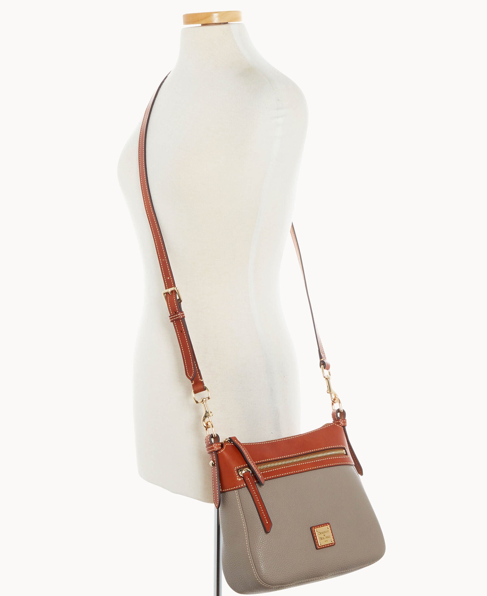 Pebble Grain Crossbody 25 - Image 10