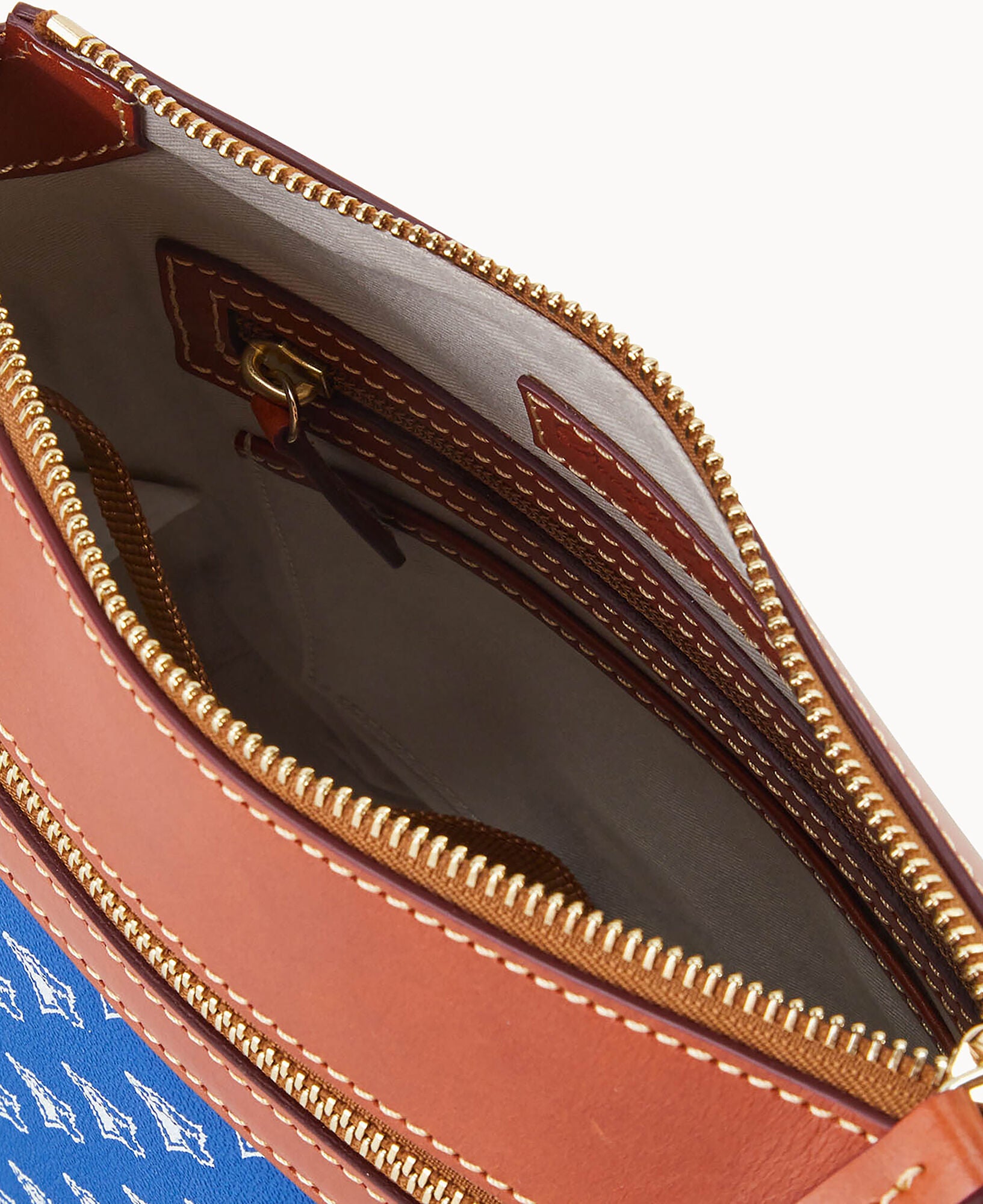 MLB Blue Jays Crossbody 25 - Image 3