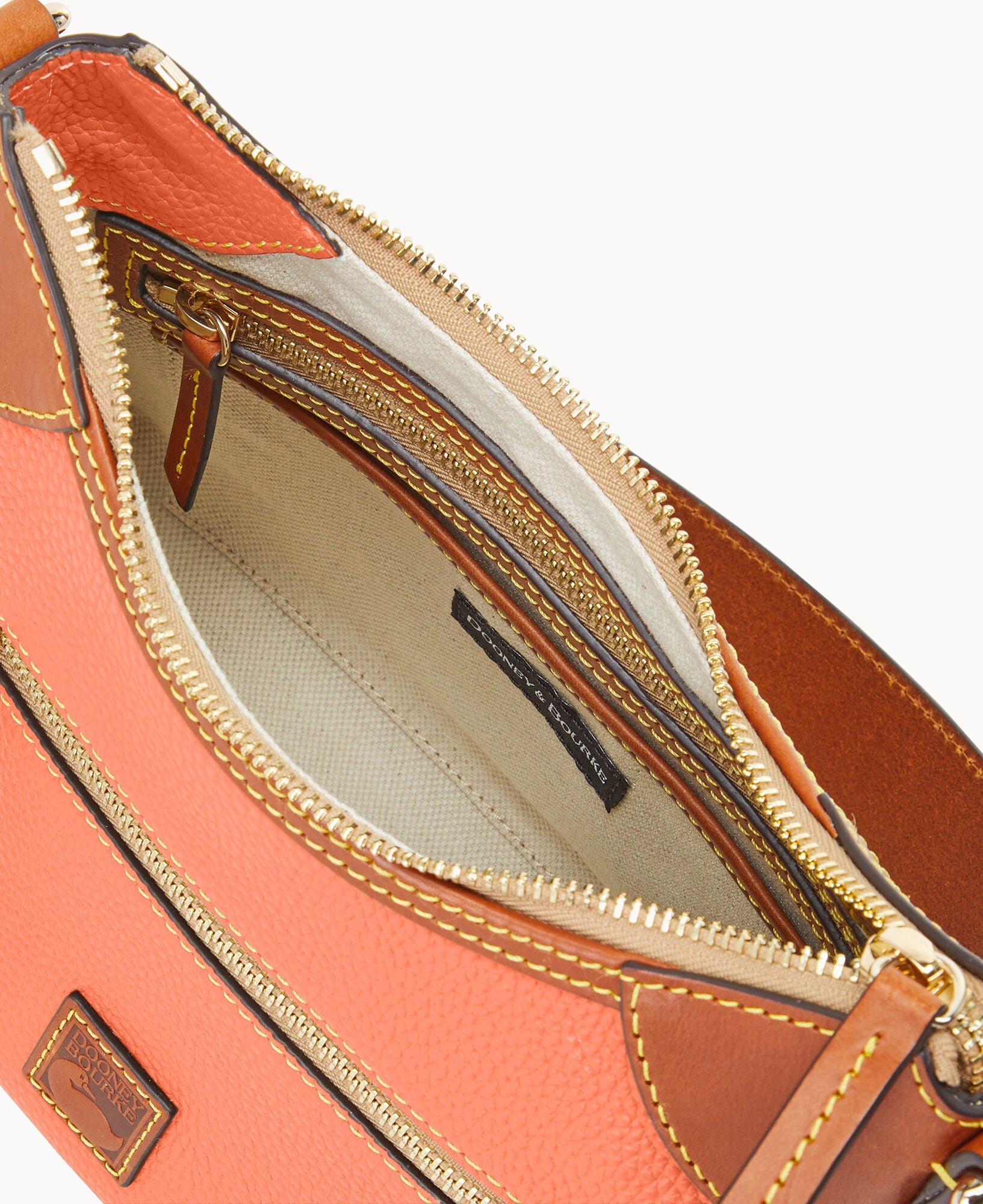 Pebble Grain Small Hobo - Image 18