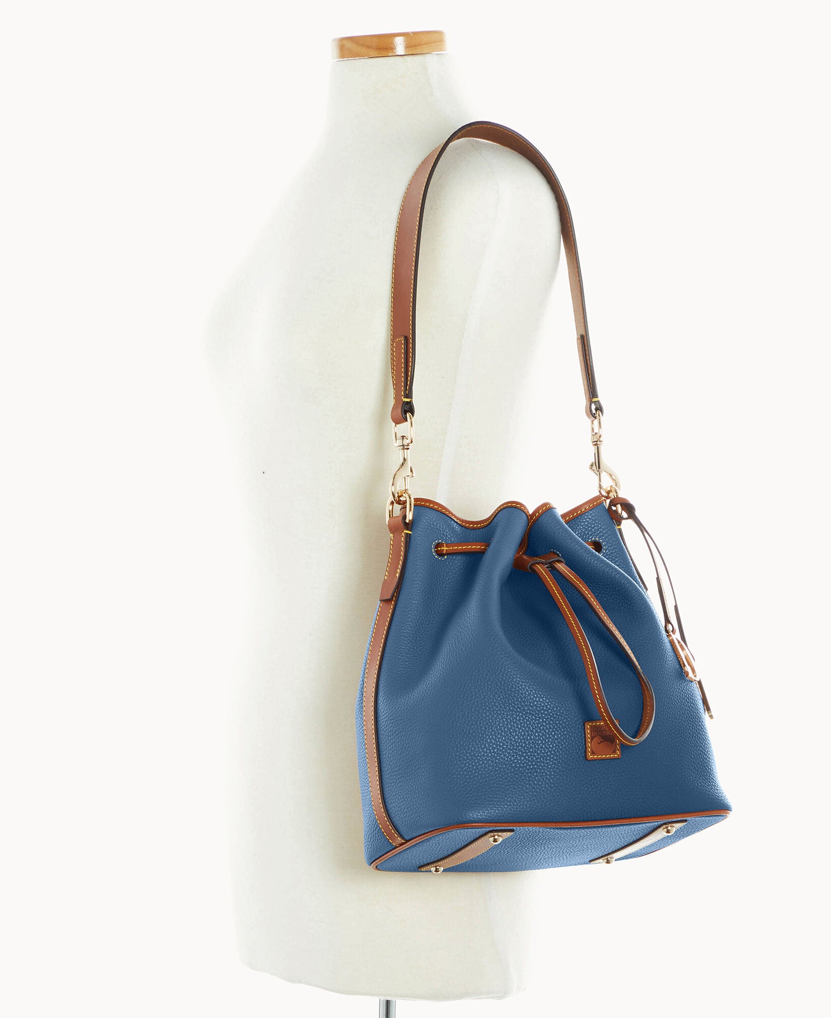 Pebble Grain Drawstring - Image 11