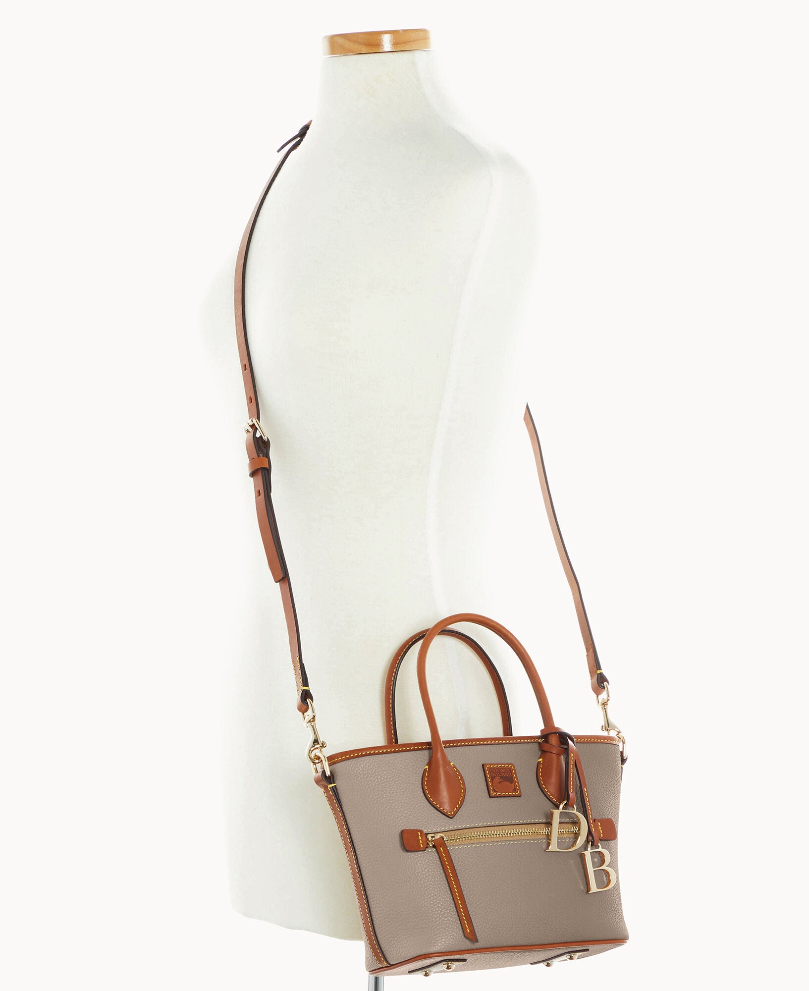 Pebble Grain Small Handle Tote - Image 14