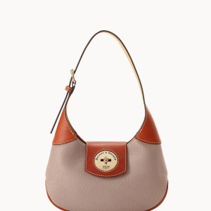 Pebble Turnlock Hobo 26