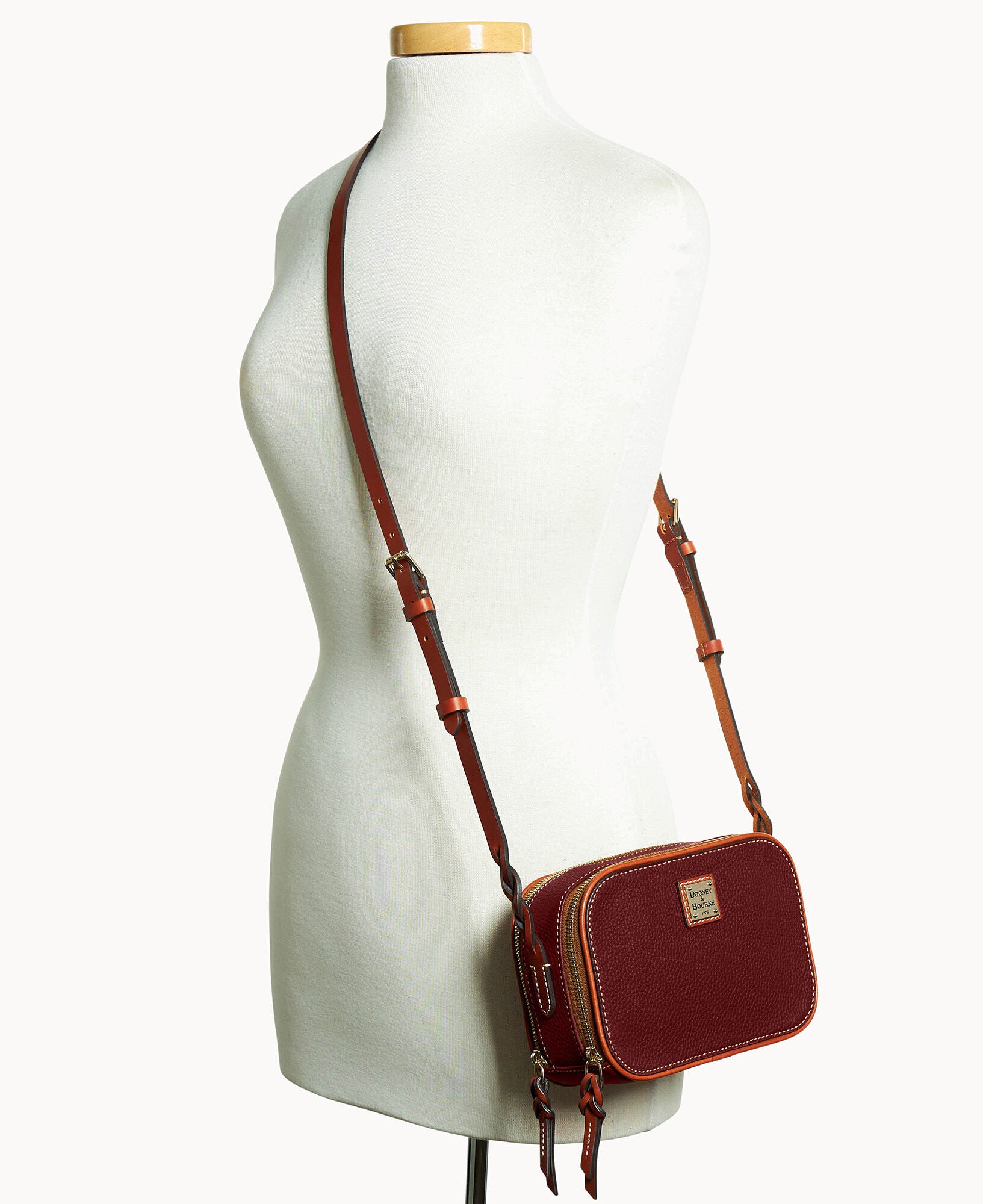 Pebble Grain Deni Crossbody - Image 25
