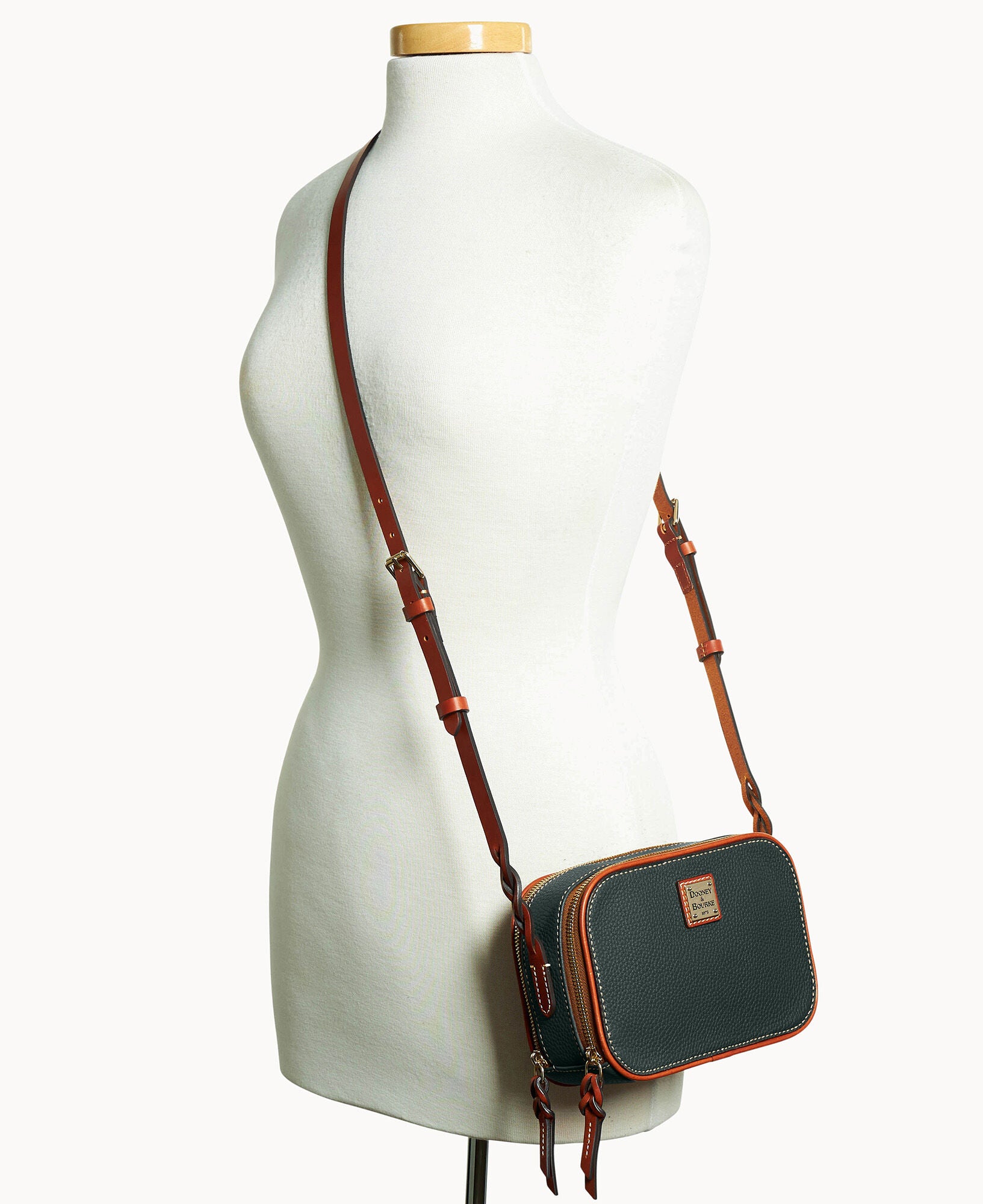 Pebble Grain Deni Crossbody - Image 30