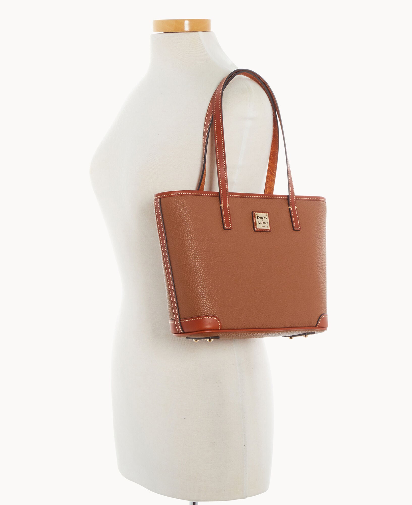 Pebble Grain Small Charleston Shopper - Image 15