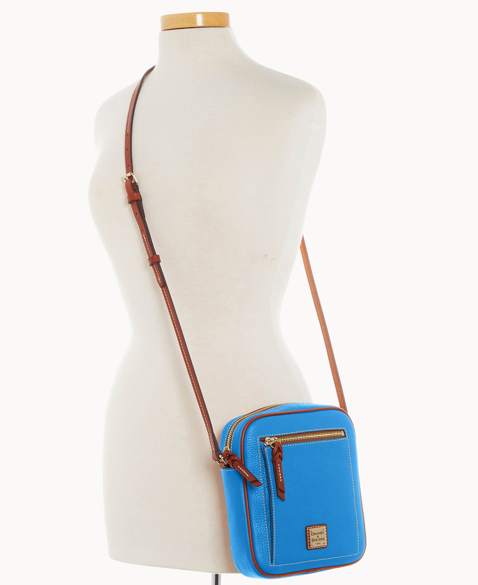 Pebble Grain Camera Crossbody - Image 24