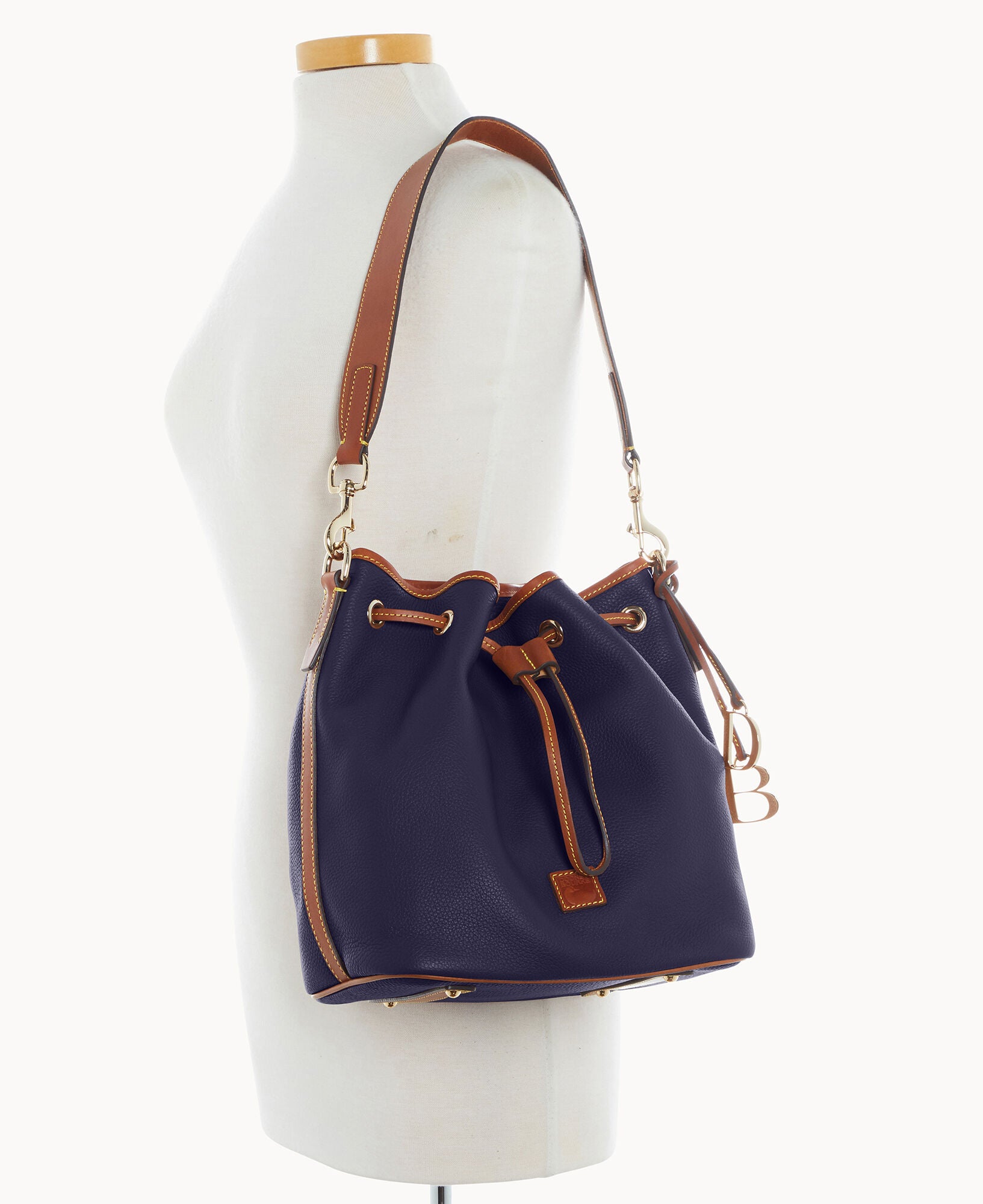 Pebble Grain Drawstring - Image 16