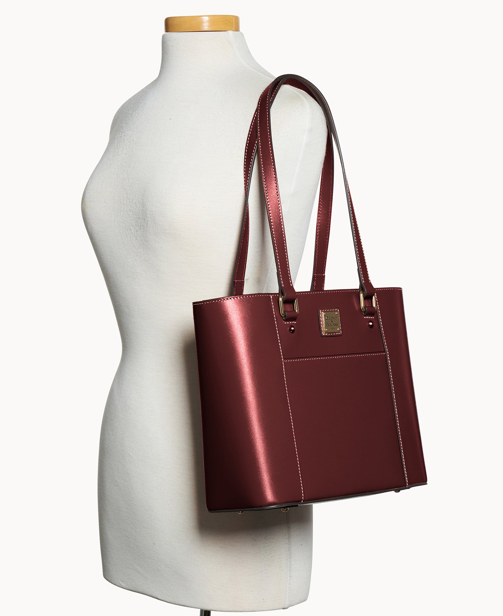 Penrose Pocket Tote 30 - Image 18