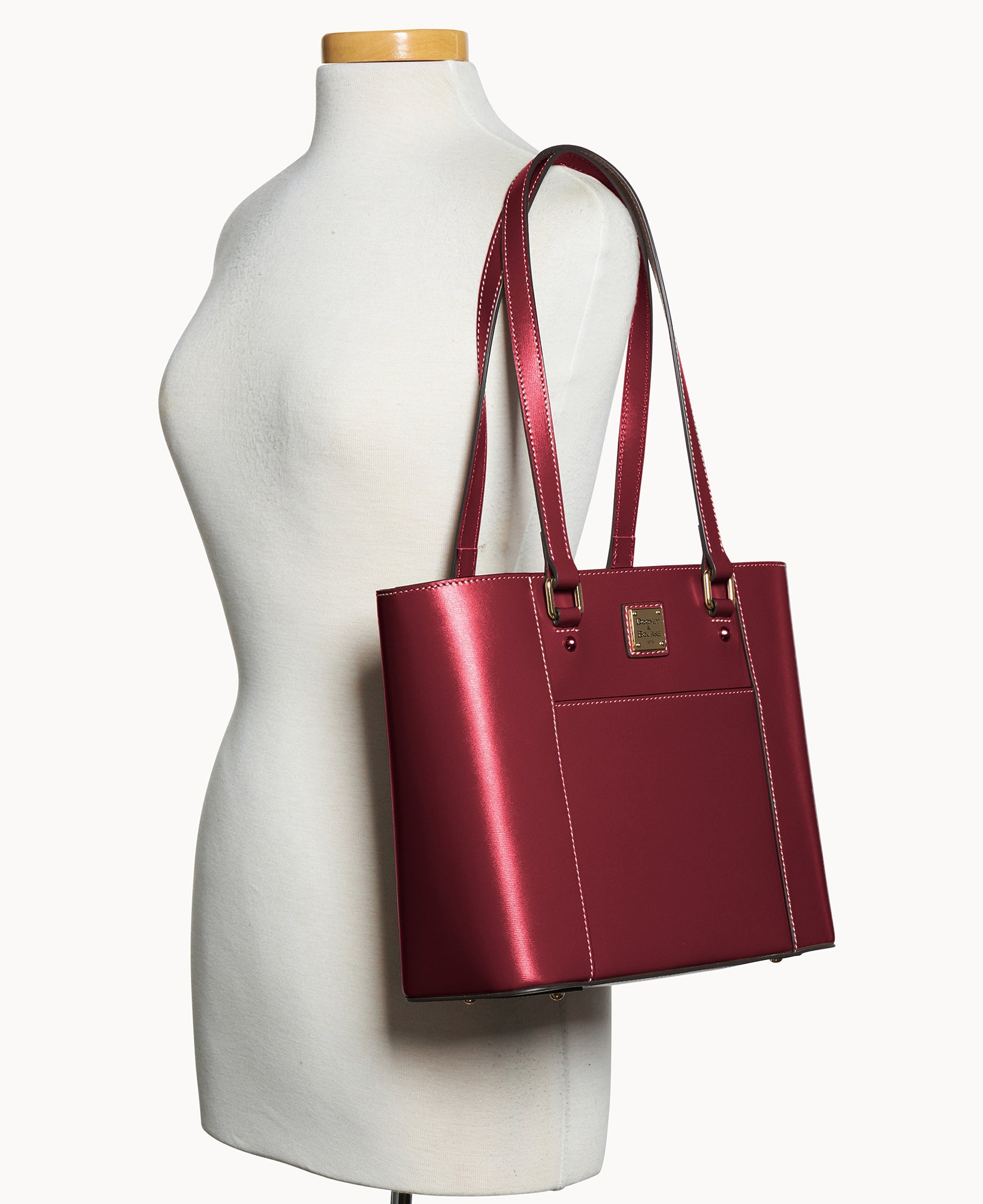Penrose Pocket Tote 30 - Image 23