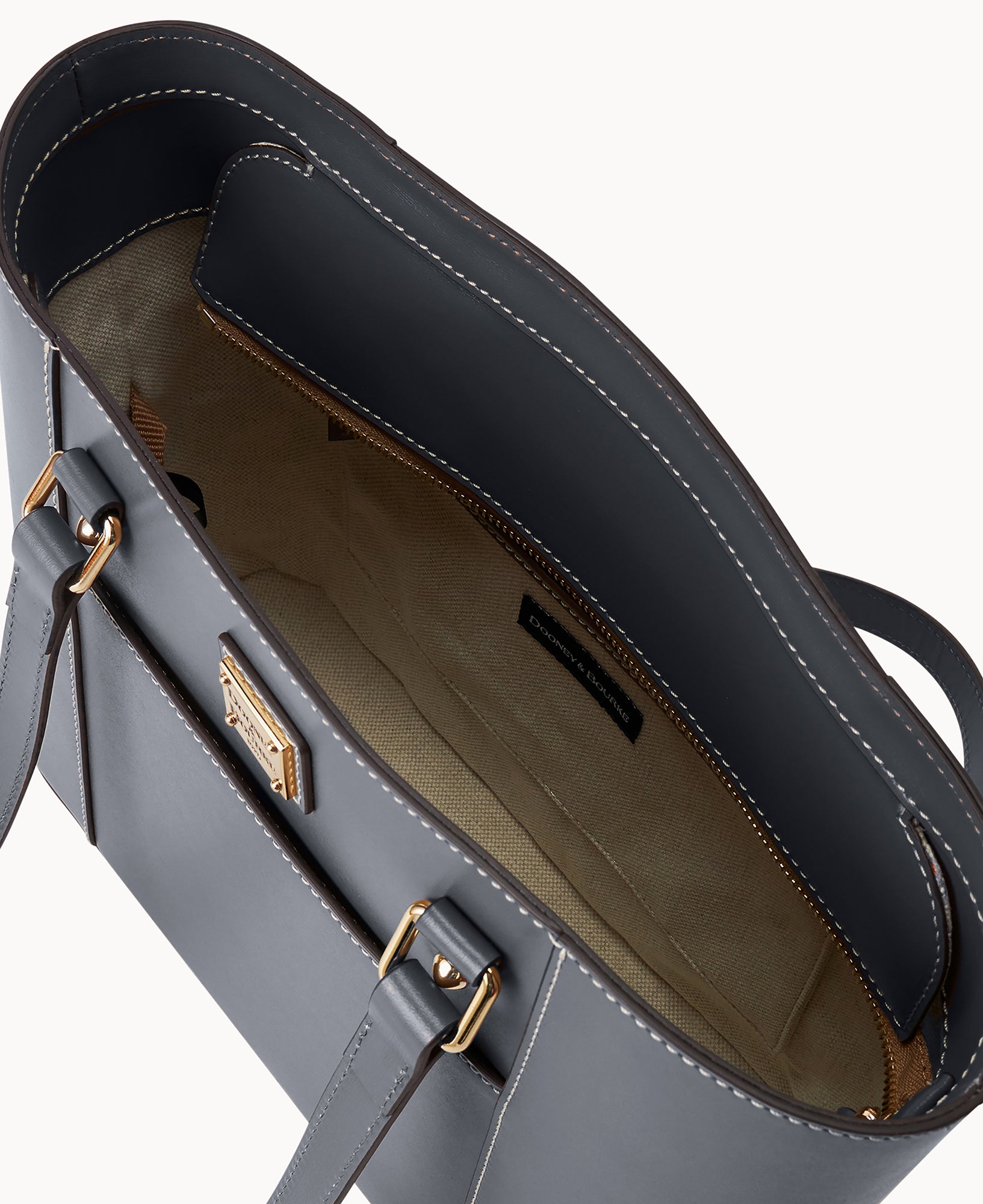 Penrose Pocket Tote 30 - Image 25
