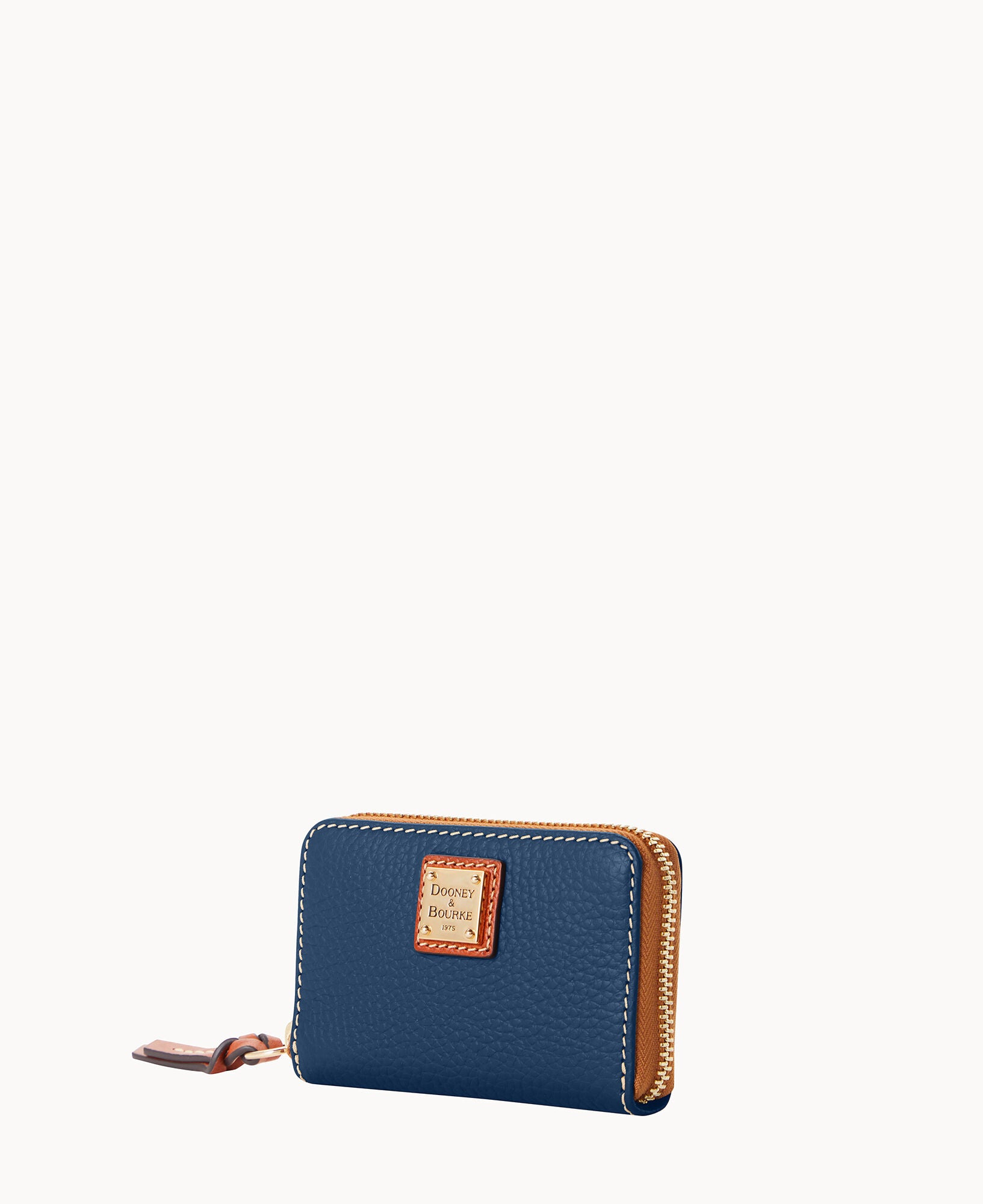 Pebble Grain Large Zip Around Credit Card Case - Image 2