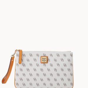 Blakely Large Wristlet