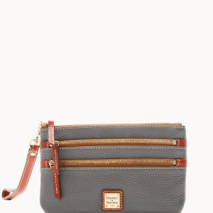 Pebble Grain Triple Zip Wristlet
