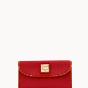 Pebble Grain Continental Clutch