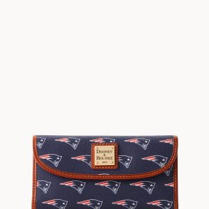 NFL Patriots Continental Clutch