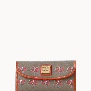NFL Buccaneers Continental Clutch